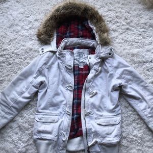 Faux fur trimmed Love Culture white hoodie jacket